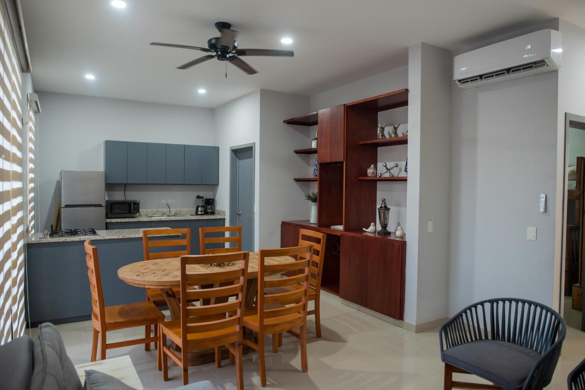 2Br/2Ba Condo 1 Block To Ocean! - Unit 3 Масатлан Екстериор снимка