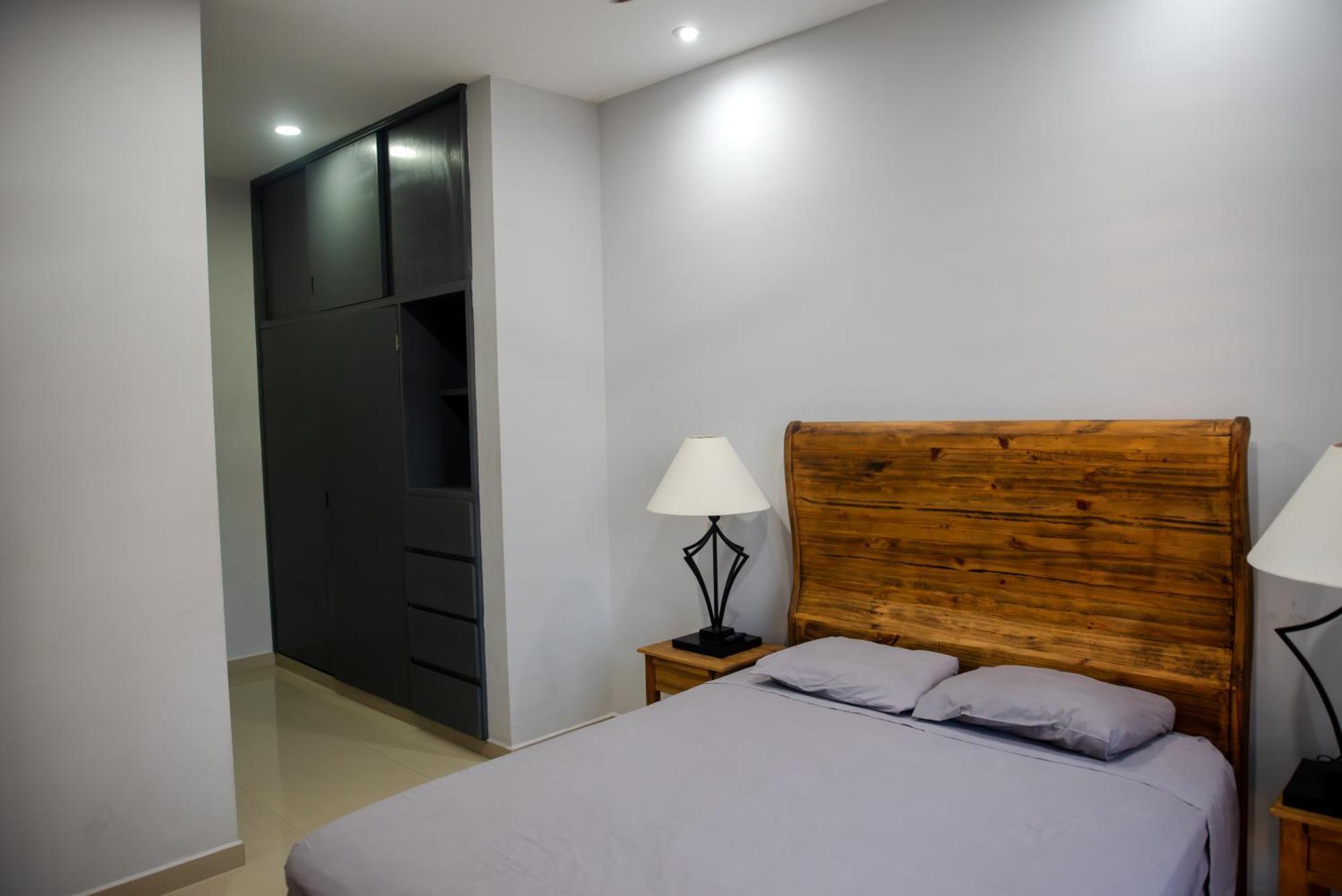 2Br/2Ba Condo 1 Block To Ocean! - Unit 3 Масатлан Екстериор снимка