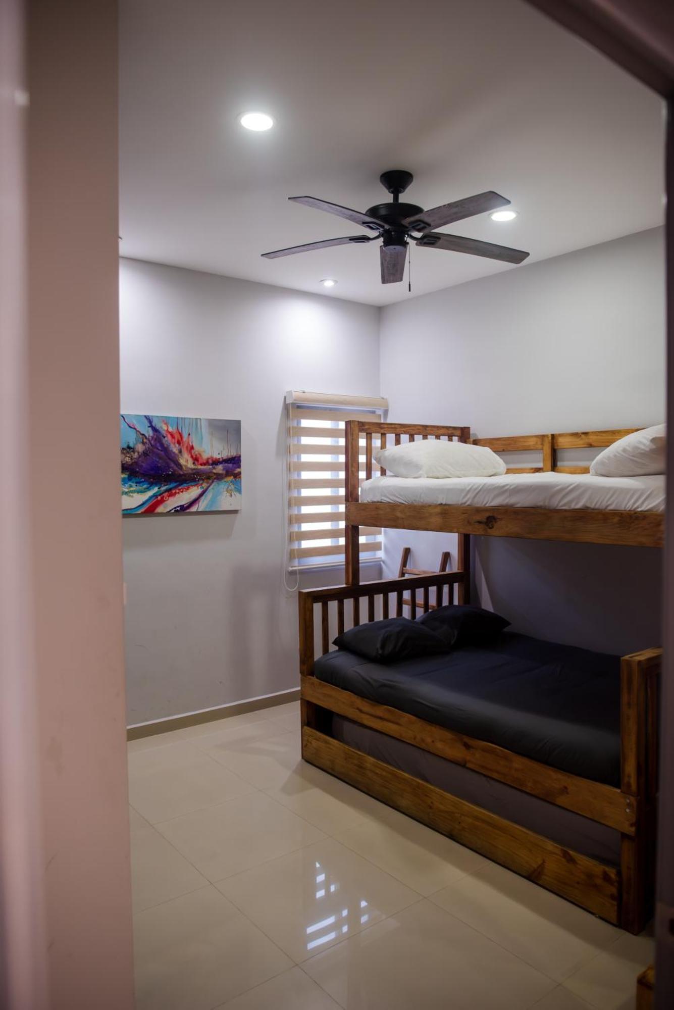 2Br/2Ba Condo 1 Block To Ocean! - Unit 3 Масатлан Екстериор снимка